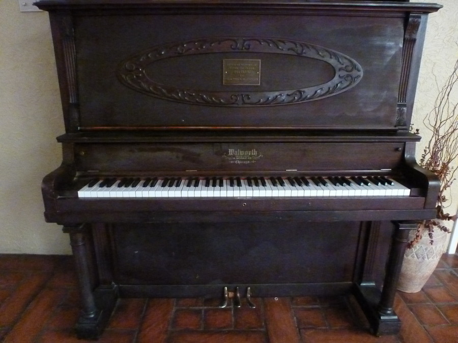 Schultz piano chicago